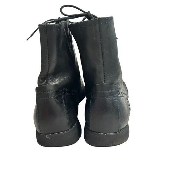 Hush Puppies Mens Black Leather Wingtip Combat Boots Vibram Sole Size 13 H103421